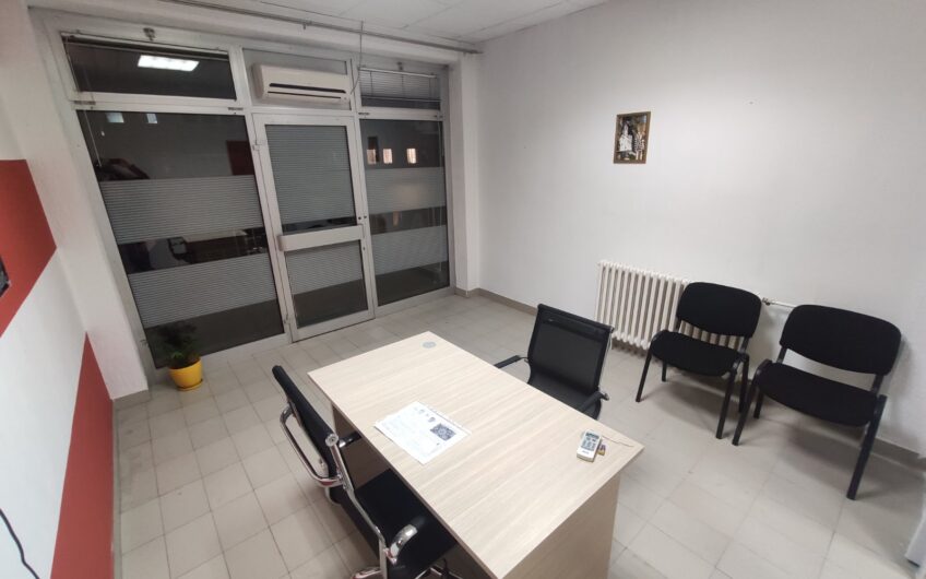 YUBC, Bul. Mihajla Pupina, 33m2, 2 kancelarije