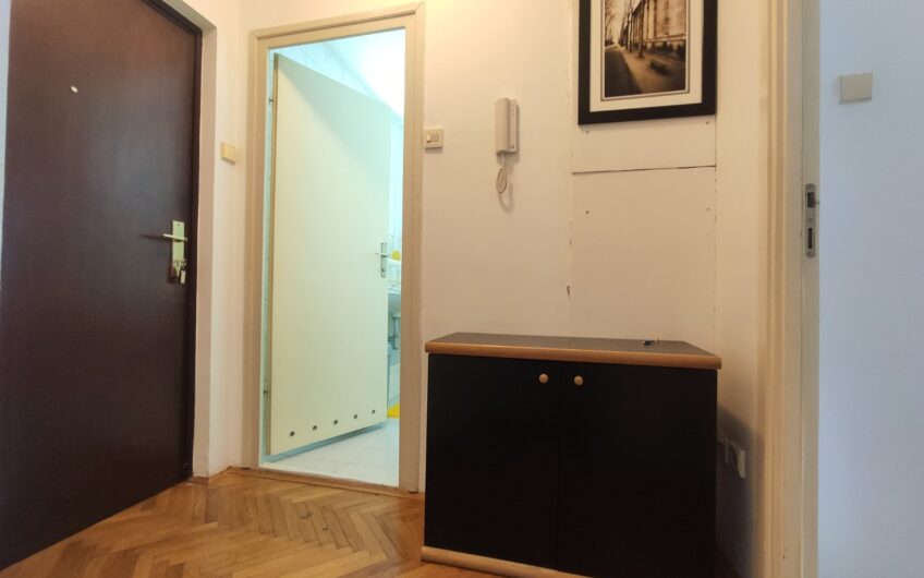 YUBC, 45m2, 1.5, namešten