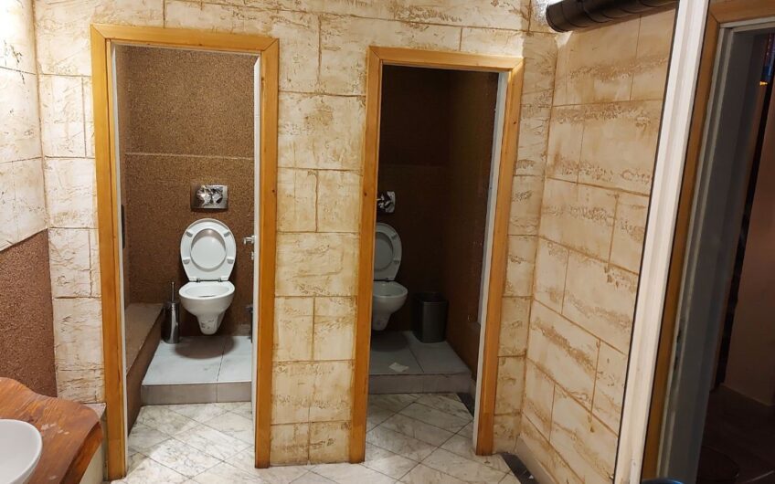 Poslovni prostor, 233m2, na dva nivoa