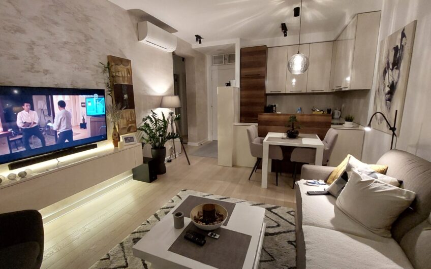 A blok, Jurija Gagarina, lux, 40m2, 2.0