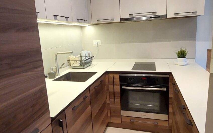 A blok, Jurija Gagarina, lux, 40m2, 2.0