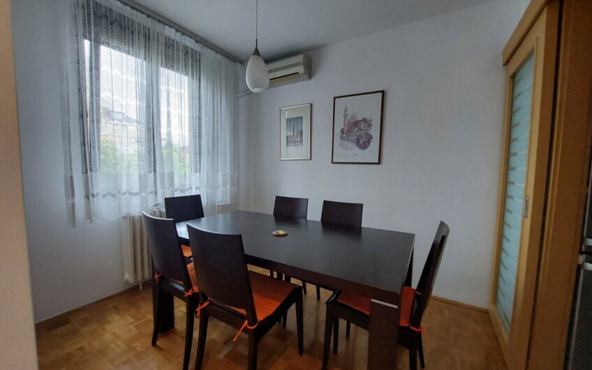 Banobo Brdo, Toše Jovanovića