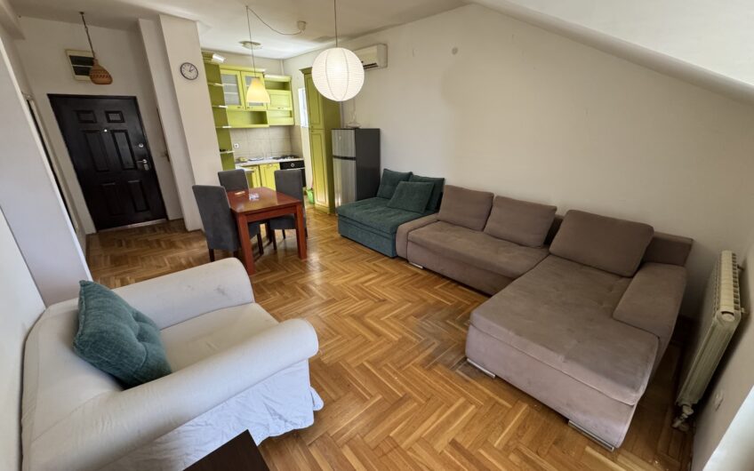 Cvetanova Ćuprija, 56m2, 3.0, terasa, namešten