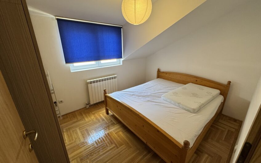 Cvetanova Ćuprija, 56m2, 3.0, terasa, namešten