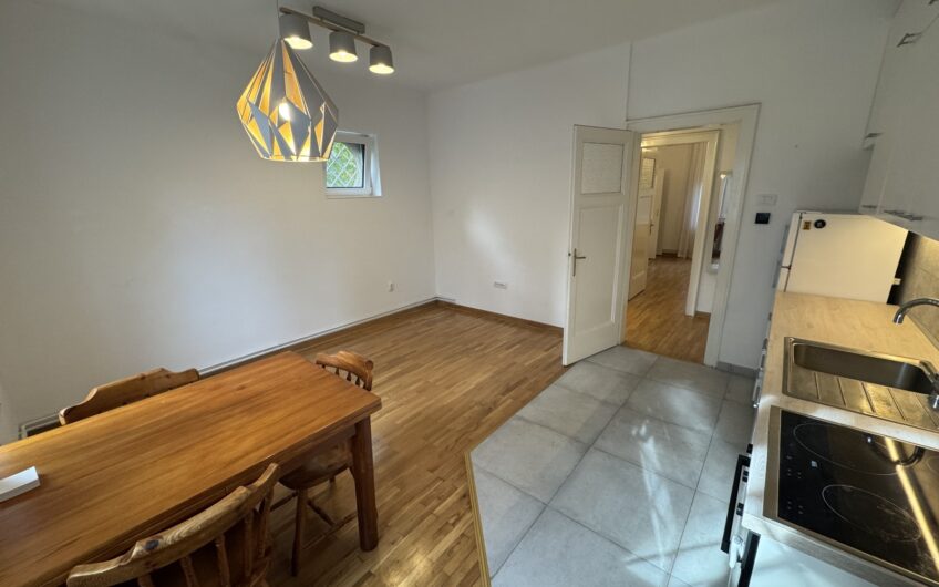 Zemun, odlična lokacija, 48m2, 2.0, pogodan i za PP