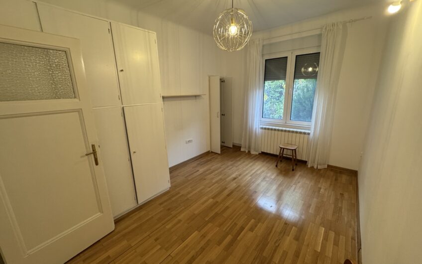 Zemun, odlična lokacija, 48m2, 2.0, pogodan i za PP