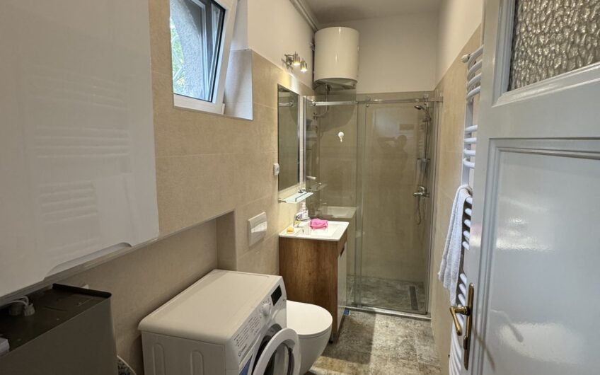 Zemun, odlična lokacija, 48m2, 2.0, pogodan i za PP