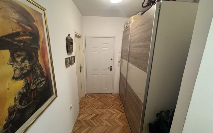 Blok 70, Jurija Gagarina, 72m2, 2.0, uknjižen