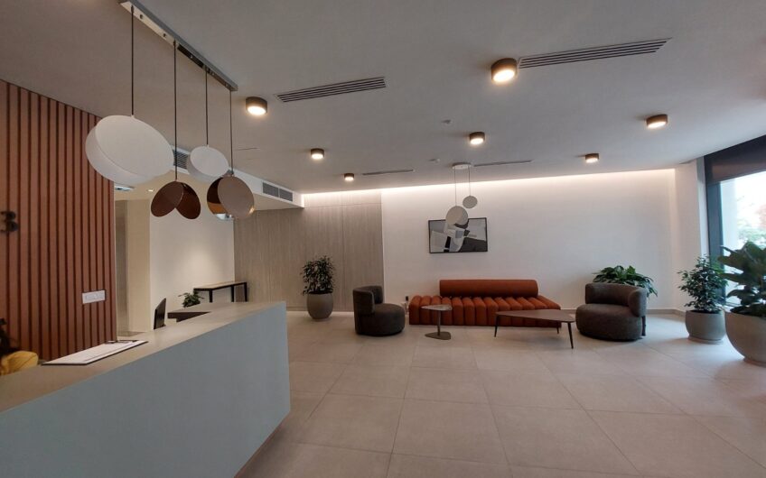 Nov, luks stan u Quartetu