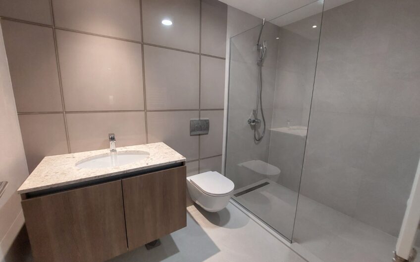 Nov, luks stan u Quartetu