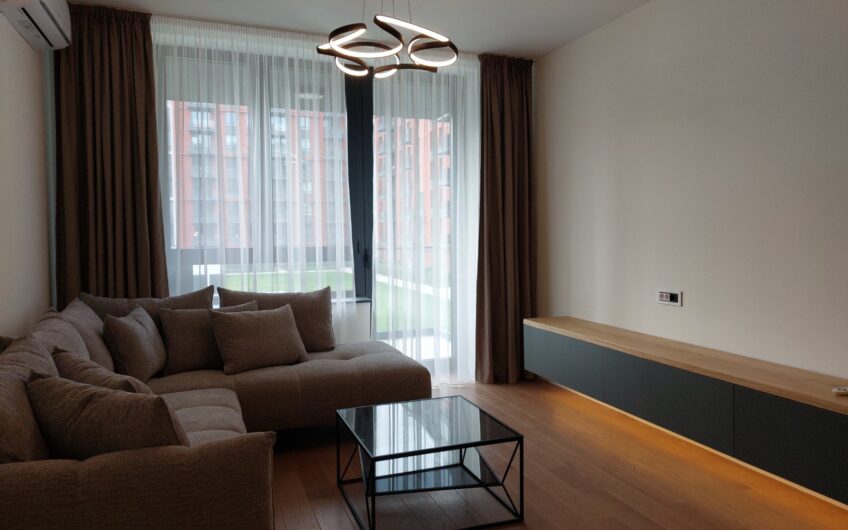 Nov, luks stan u Quartetu