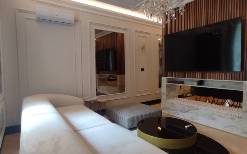 Krunska, salonac 100m2, 4.0 , luksuzno opremljen