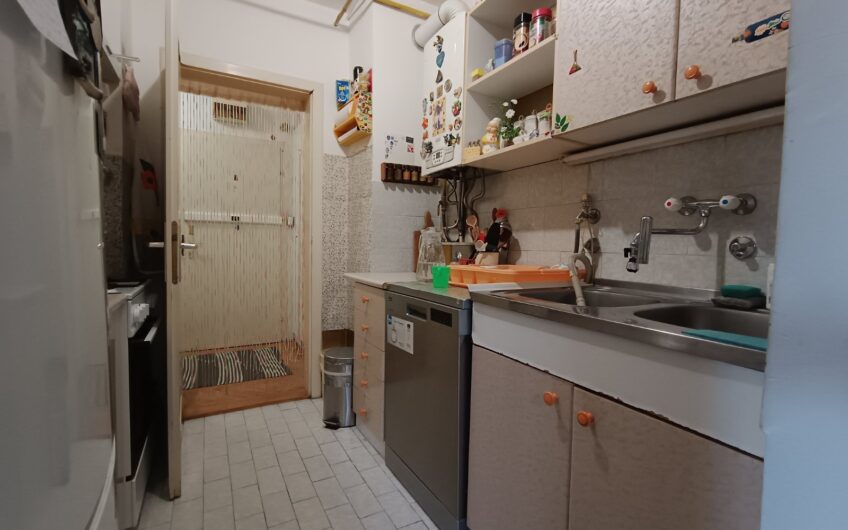 Odličan dvoiposoban stan